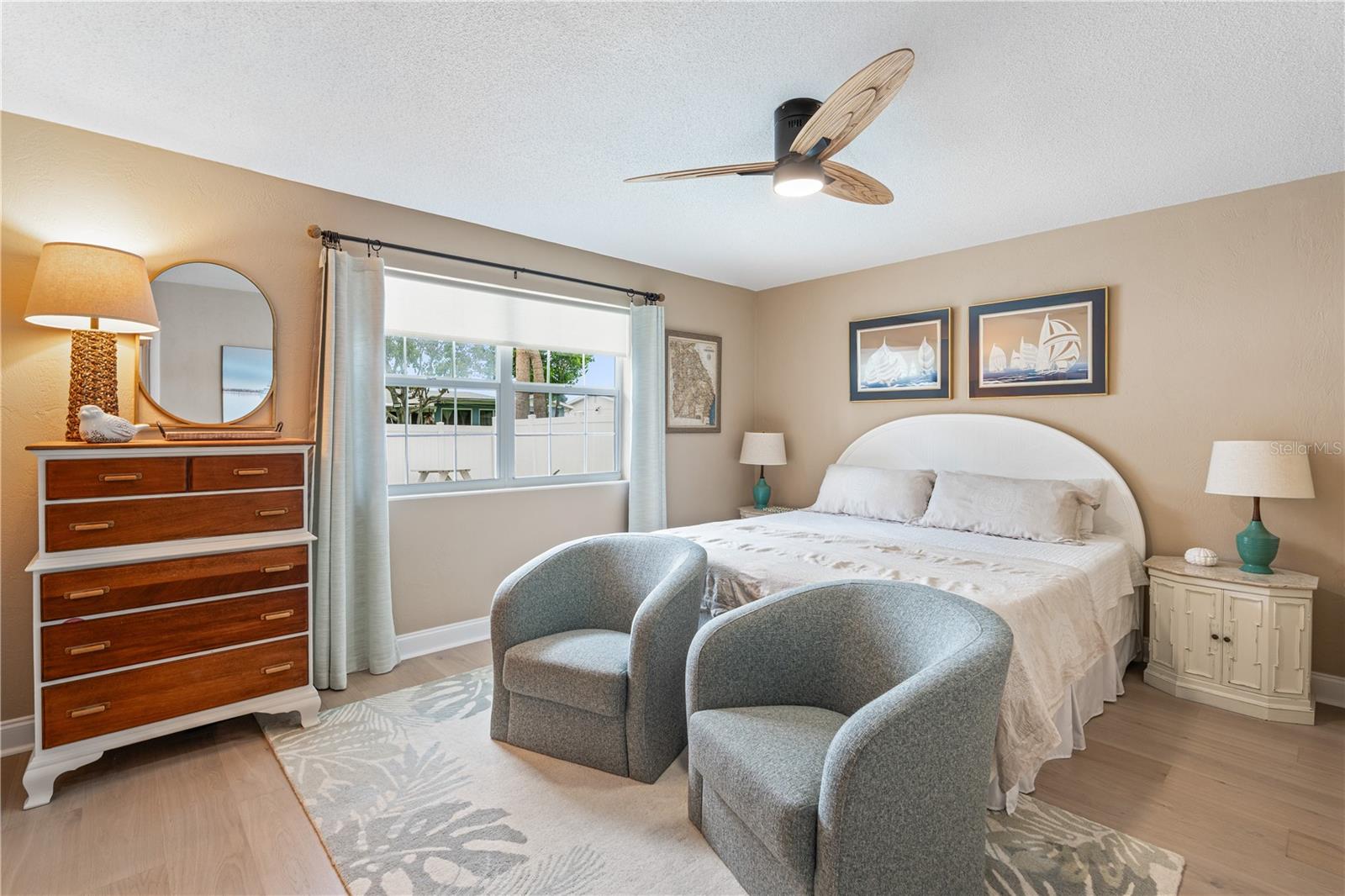 ROYAL DUNES - Residential