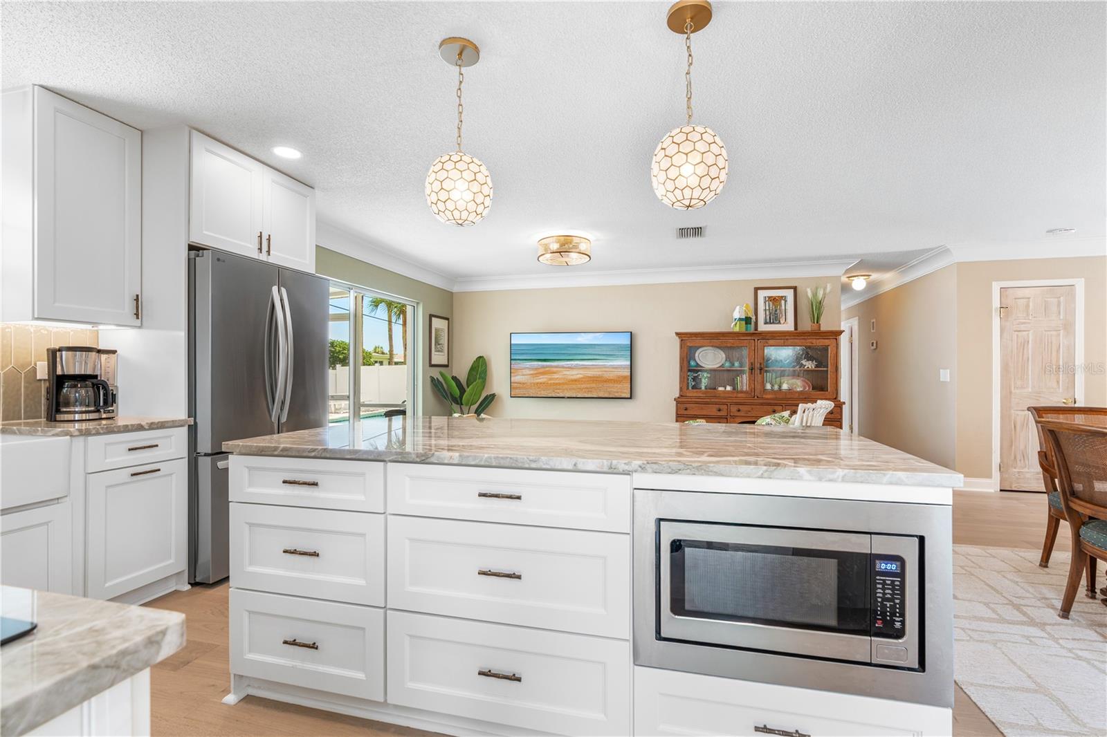 ROYAL DUNES - Residential