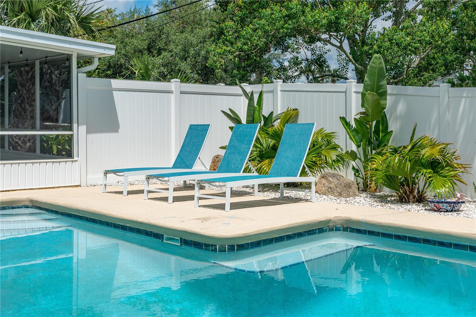 ROYAL DUNES - Residential