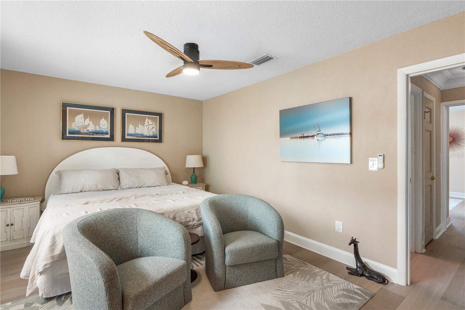 ROYAL DUNES - Residential