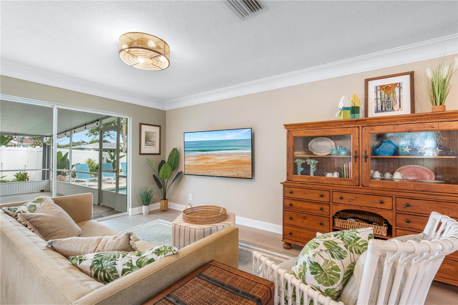 ROYAL DUNES - Residential