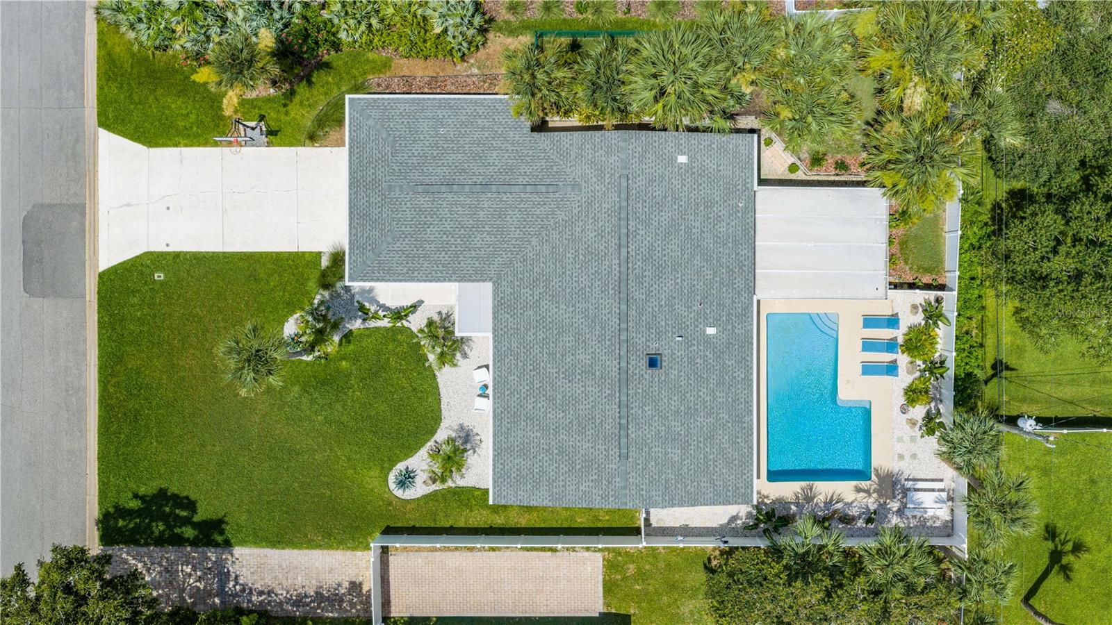 ROYAL DUNES - Residential