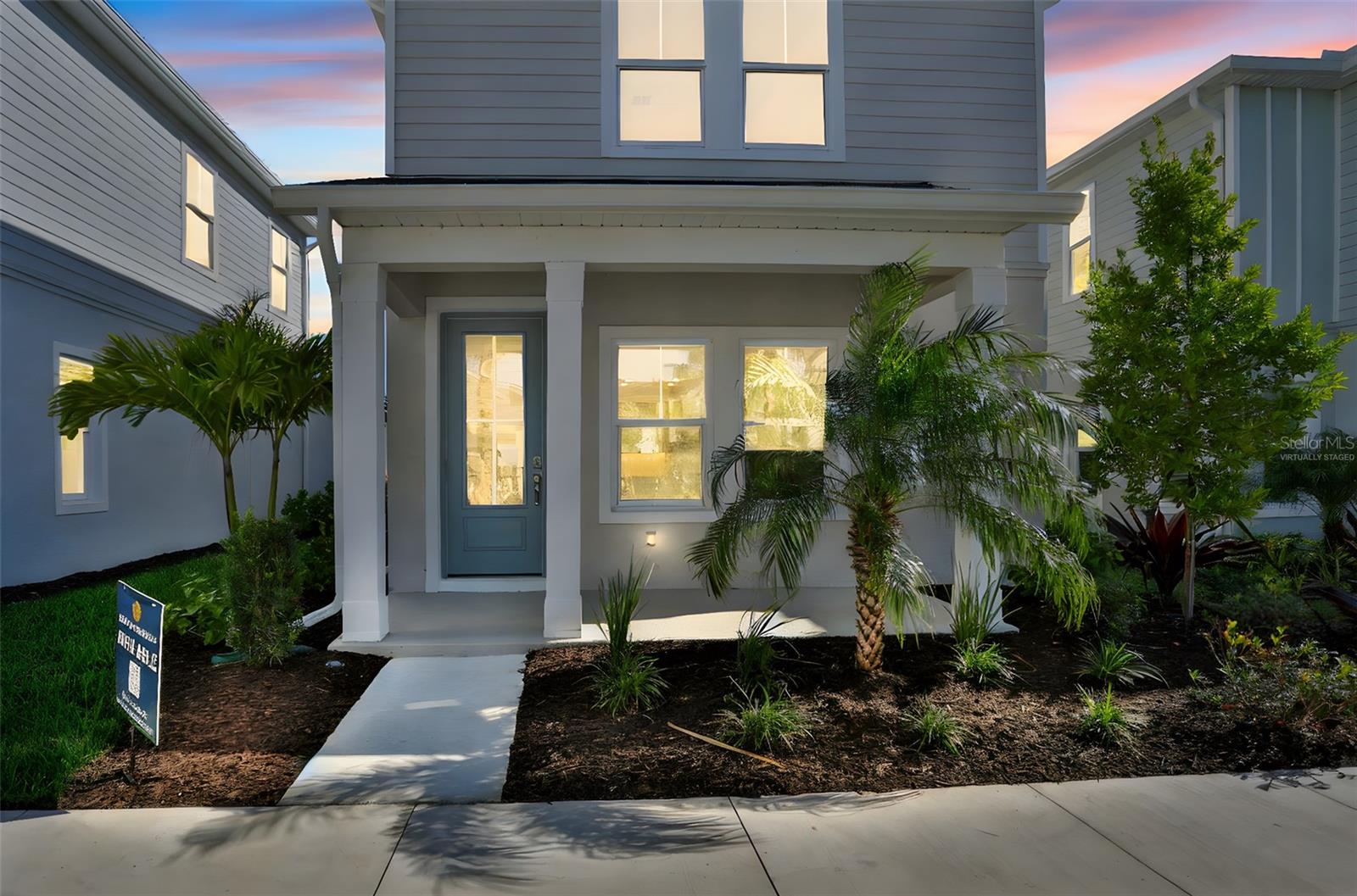 BUNGALOW WALK LAKEWOOD RANCH NEIGHBORHOOD - Residential