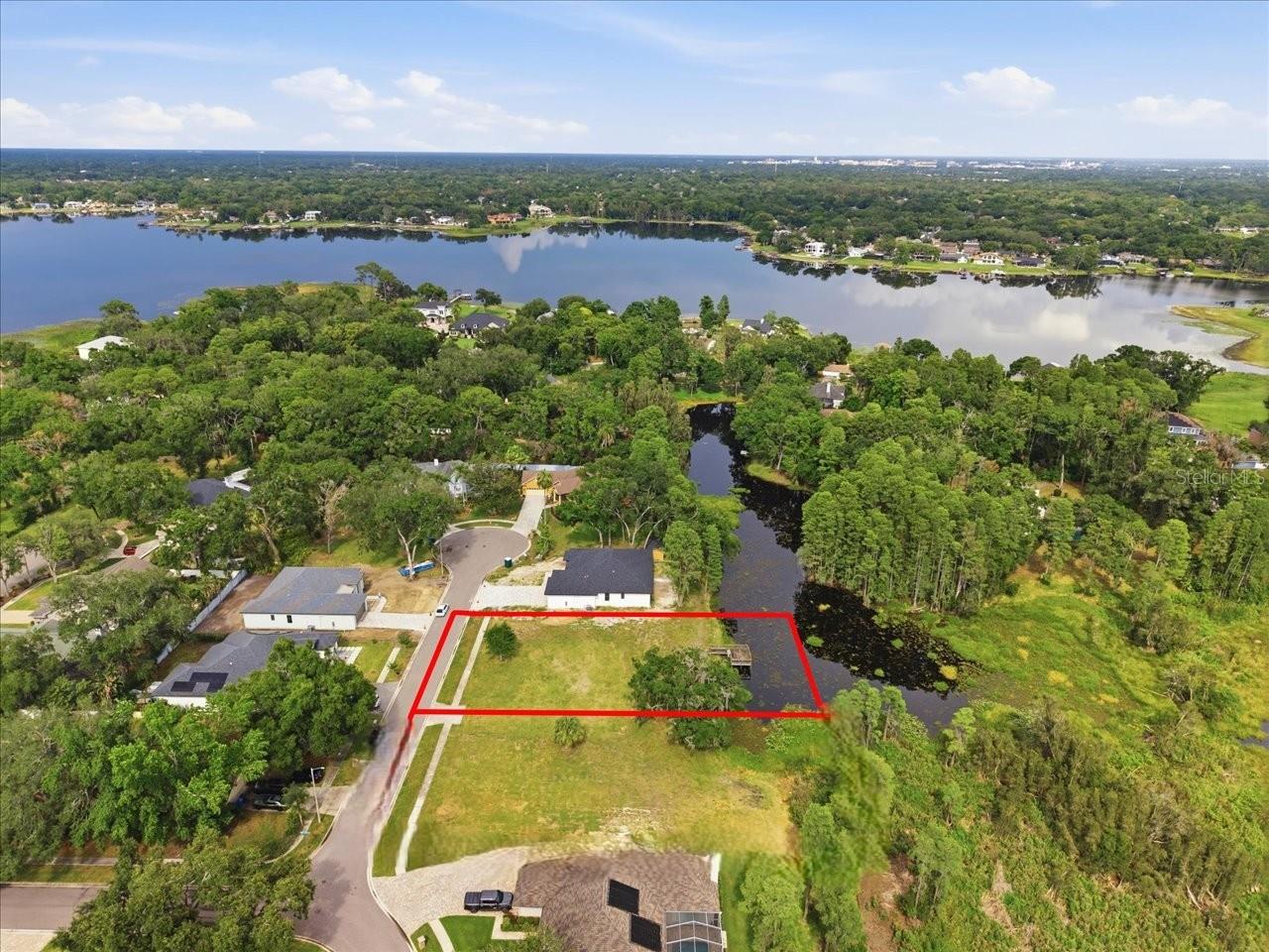 LAKE MAGDALENE WOODS LOT 9 REPLAT - Land