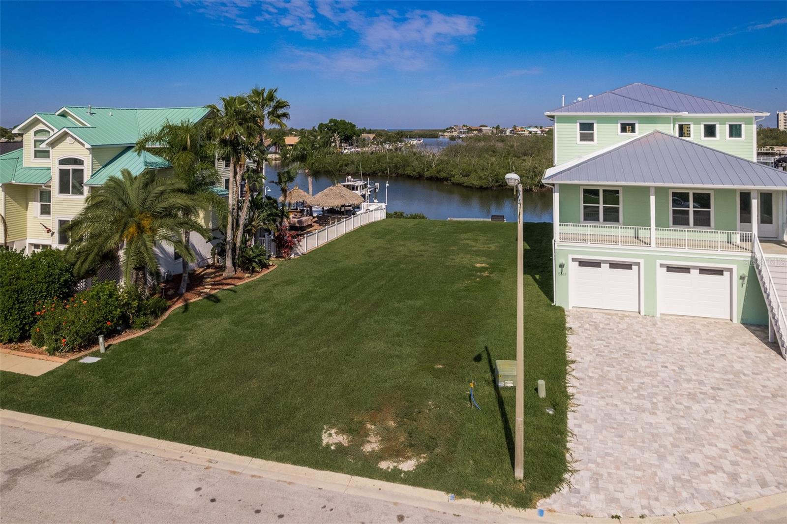 SEA COLONY AT GULF LANDINGS - Land