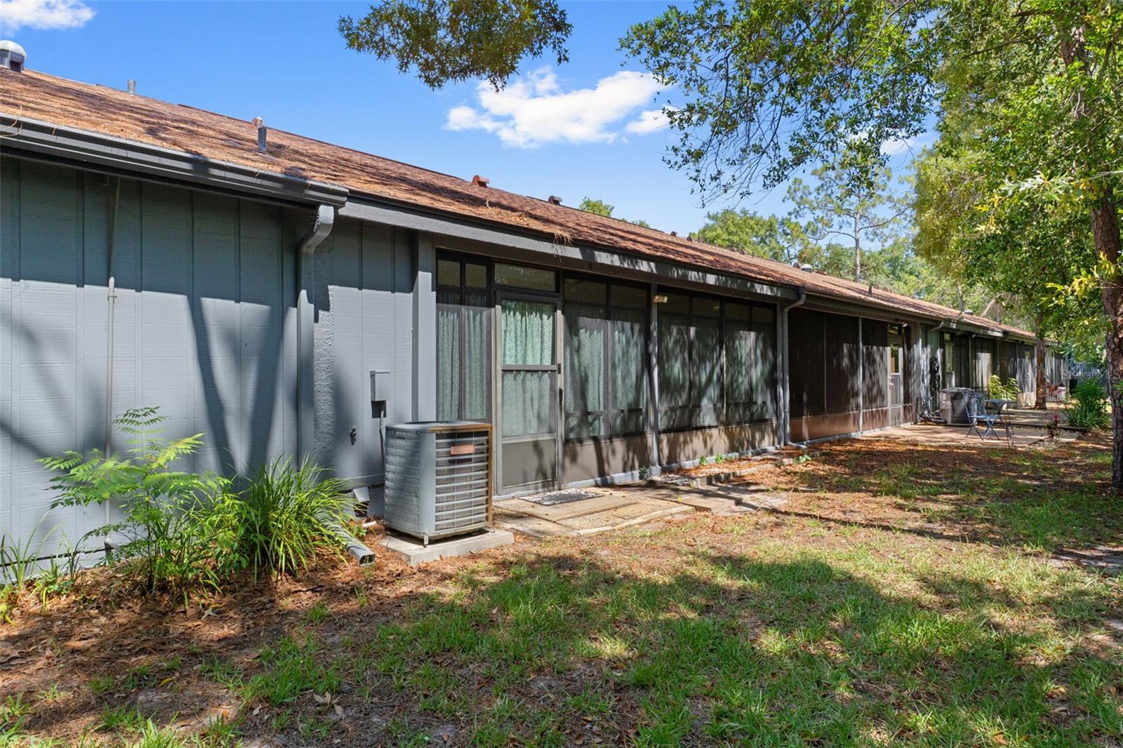 TMBR PINES PN GR VL - Residential