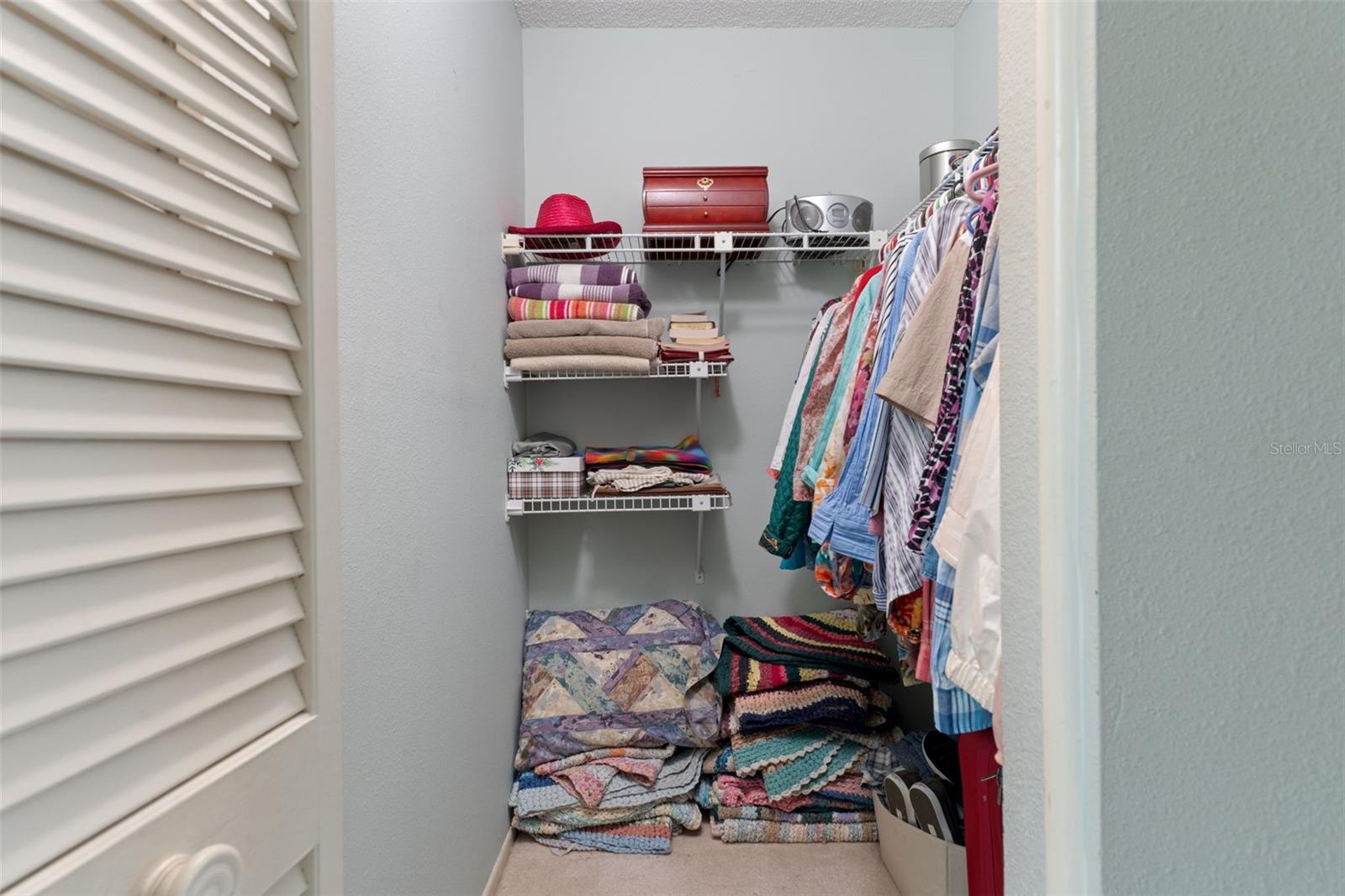 TMBR PINES PN GR VL - Residential