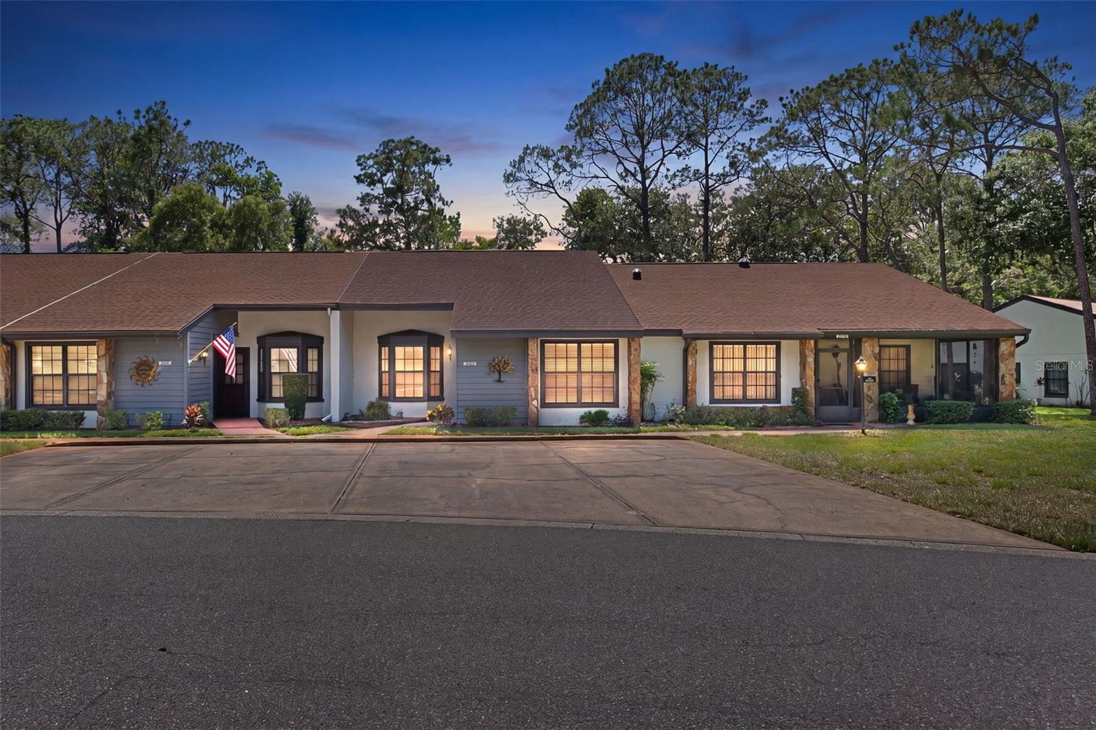 TMBR PINES PN GR VL - Residential