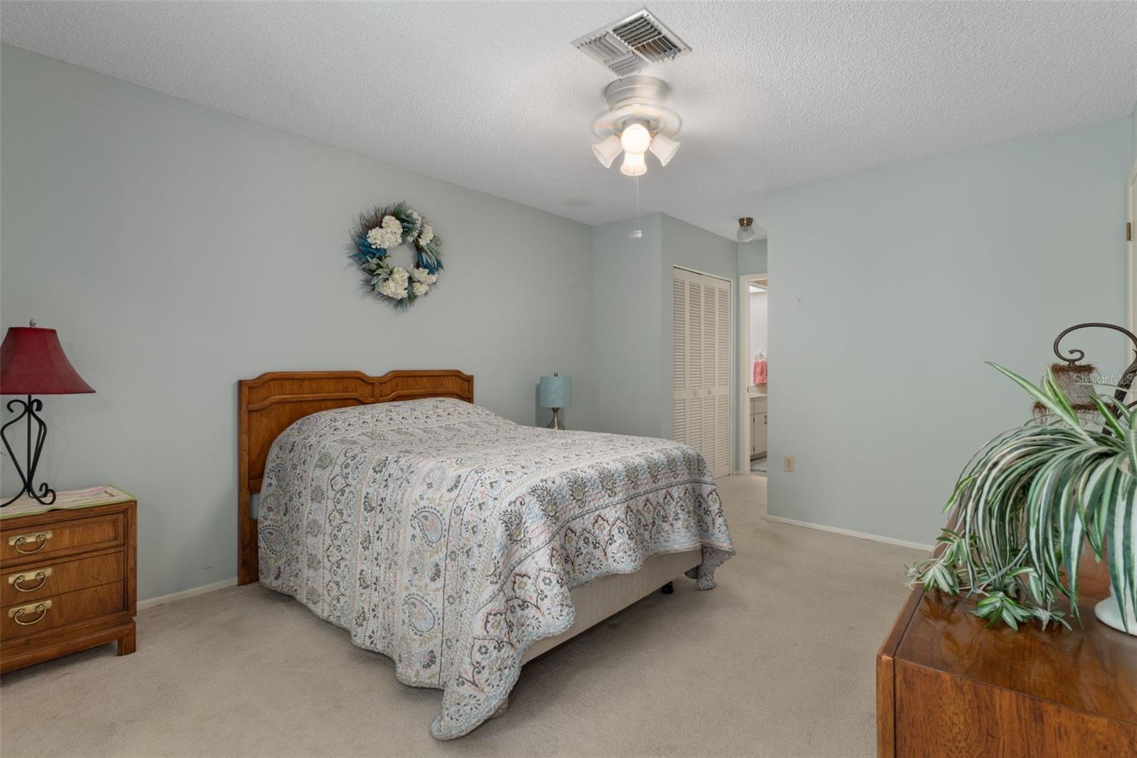 TMBR PINES PN GR VL - Residential
