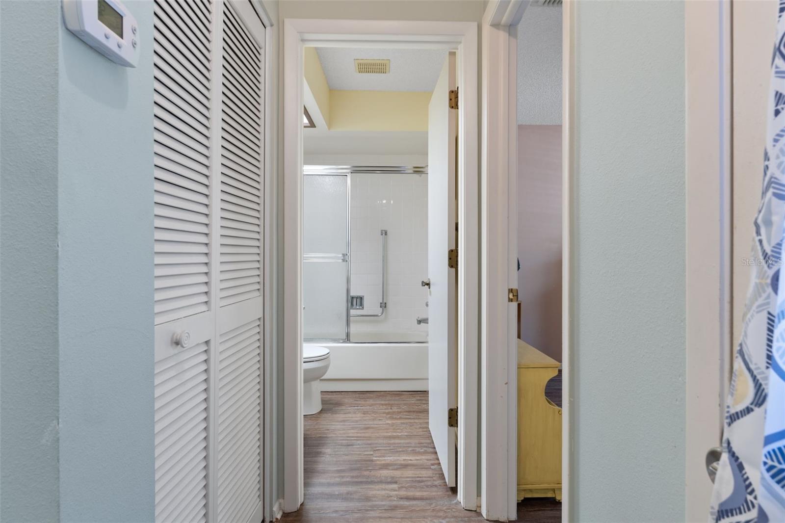 TMBR PINES PN GR VL - Residential