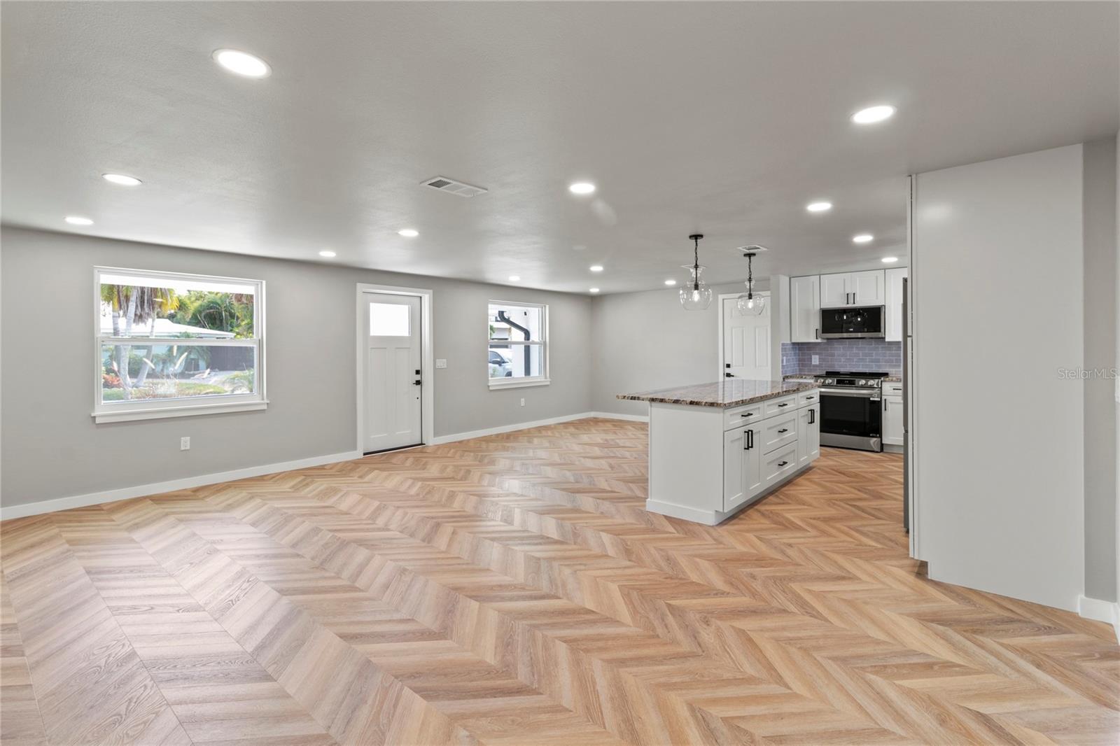 BAY PALMS ADD - Residential