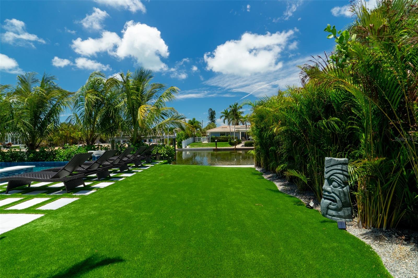 KEY ROYALE 9TH ADD - Residential