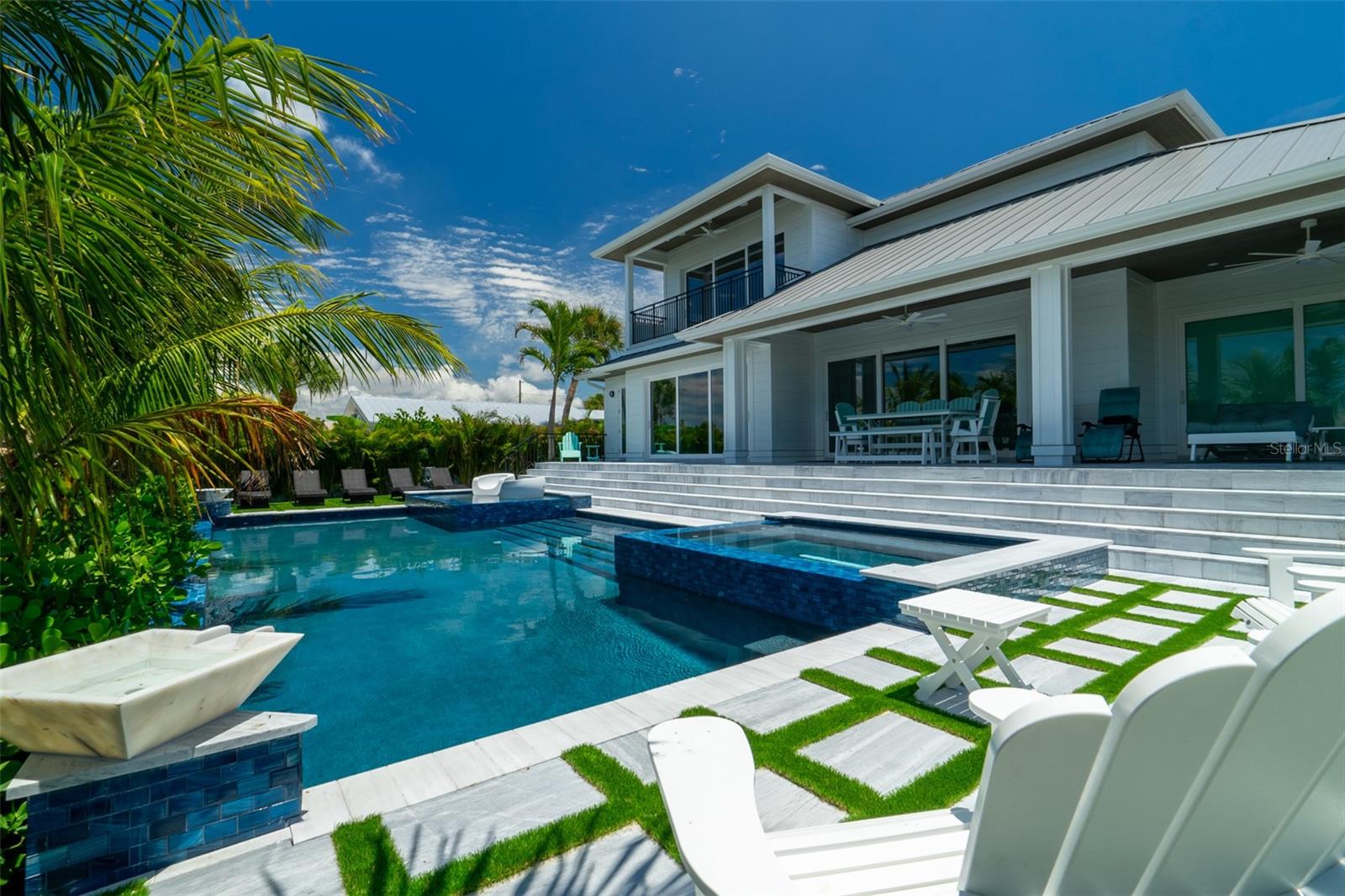 KEY ROYALE 9TH ADD - Residential