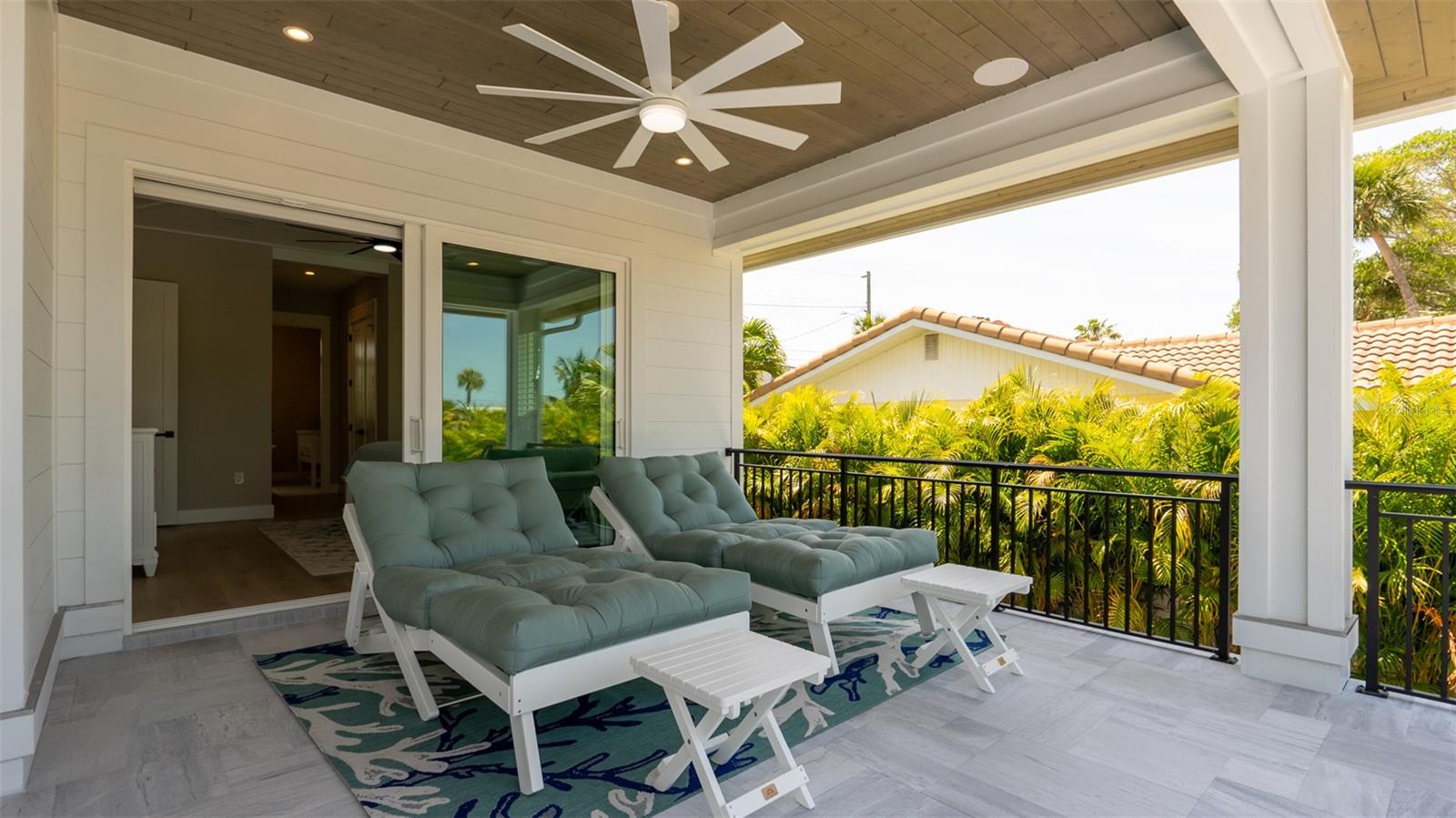 KEY ROYALE 9TH ADD - Residential