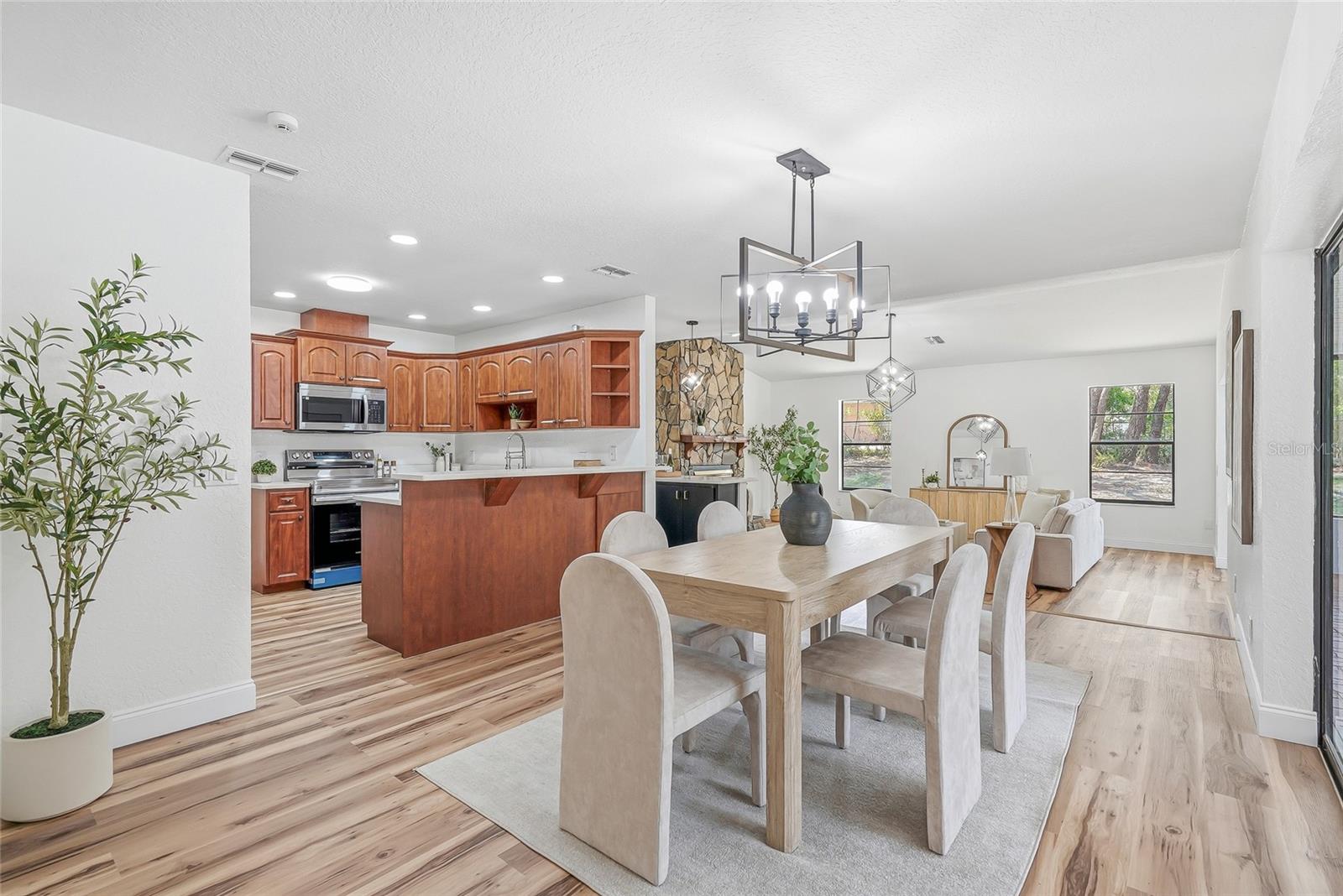 SUNCOAST HIGHLANDS - Residential