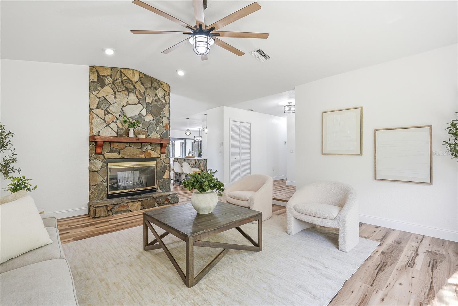 SUNCOAST HIGHLANDS - Residential
