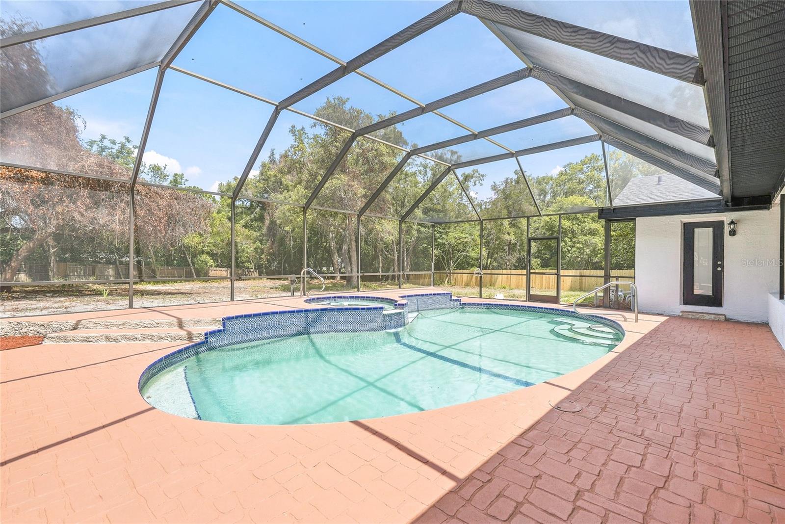 SUNCOAST HIGHLANDS - Residential