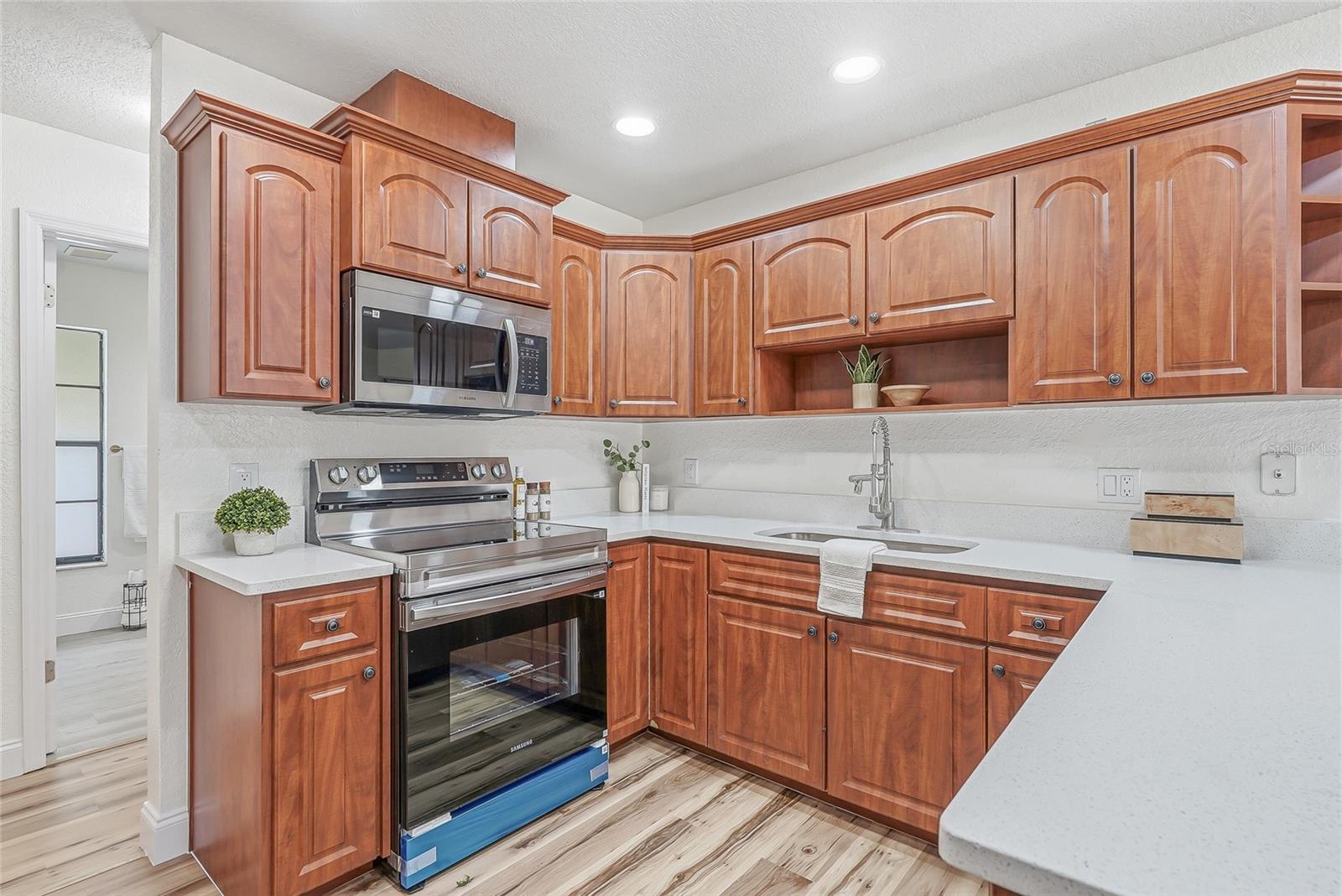 SUNCOAST HIGHLANDS - Residential