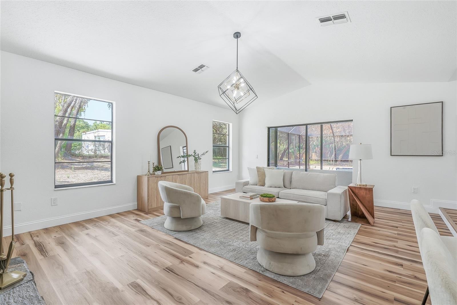SUNCOAST HIGHLANDS - Residential
