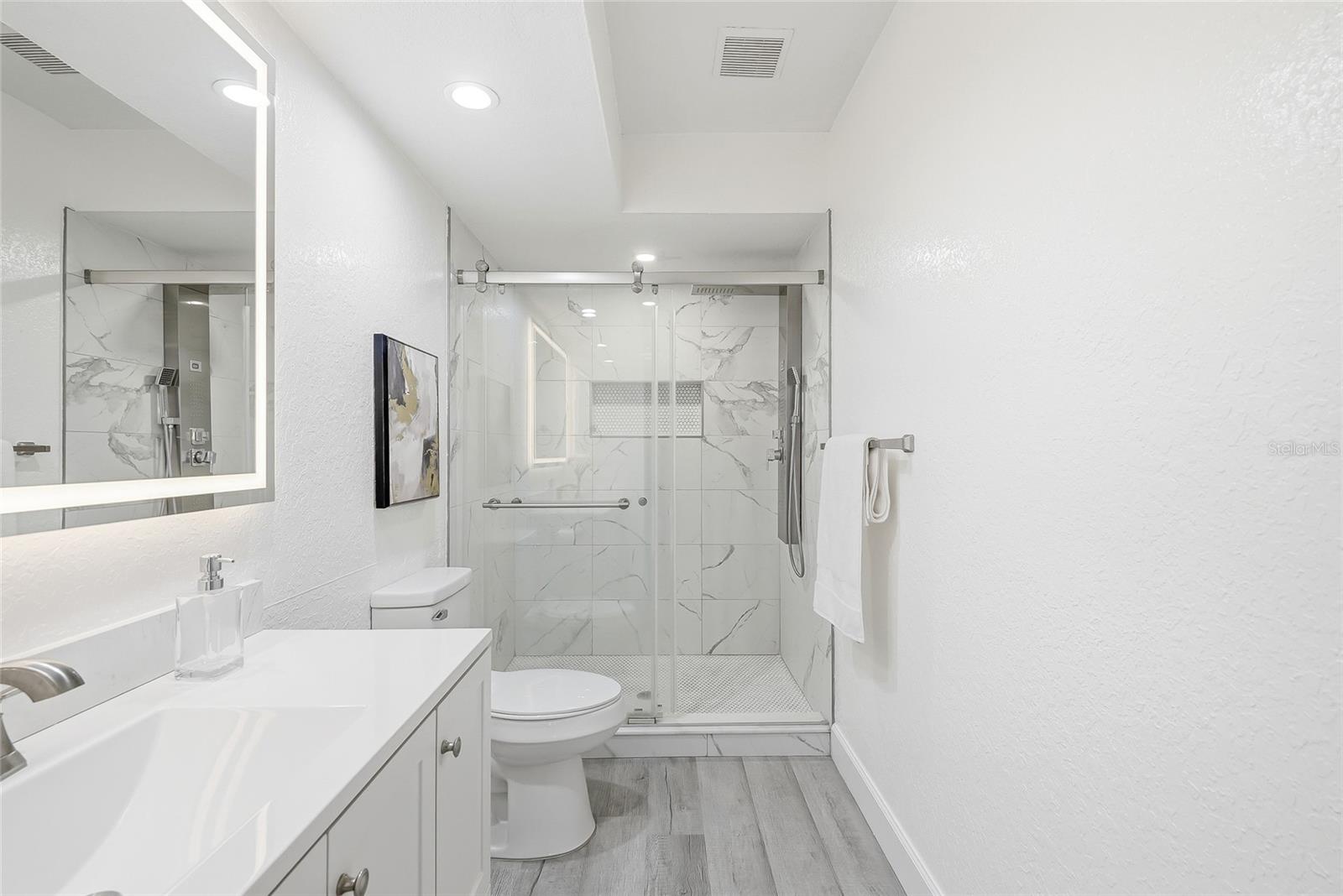 SUNCOAST HIGHLANDS - Residential