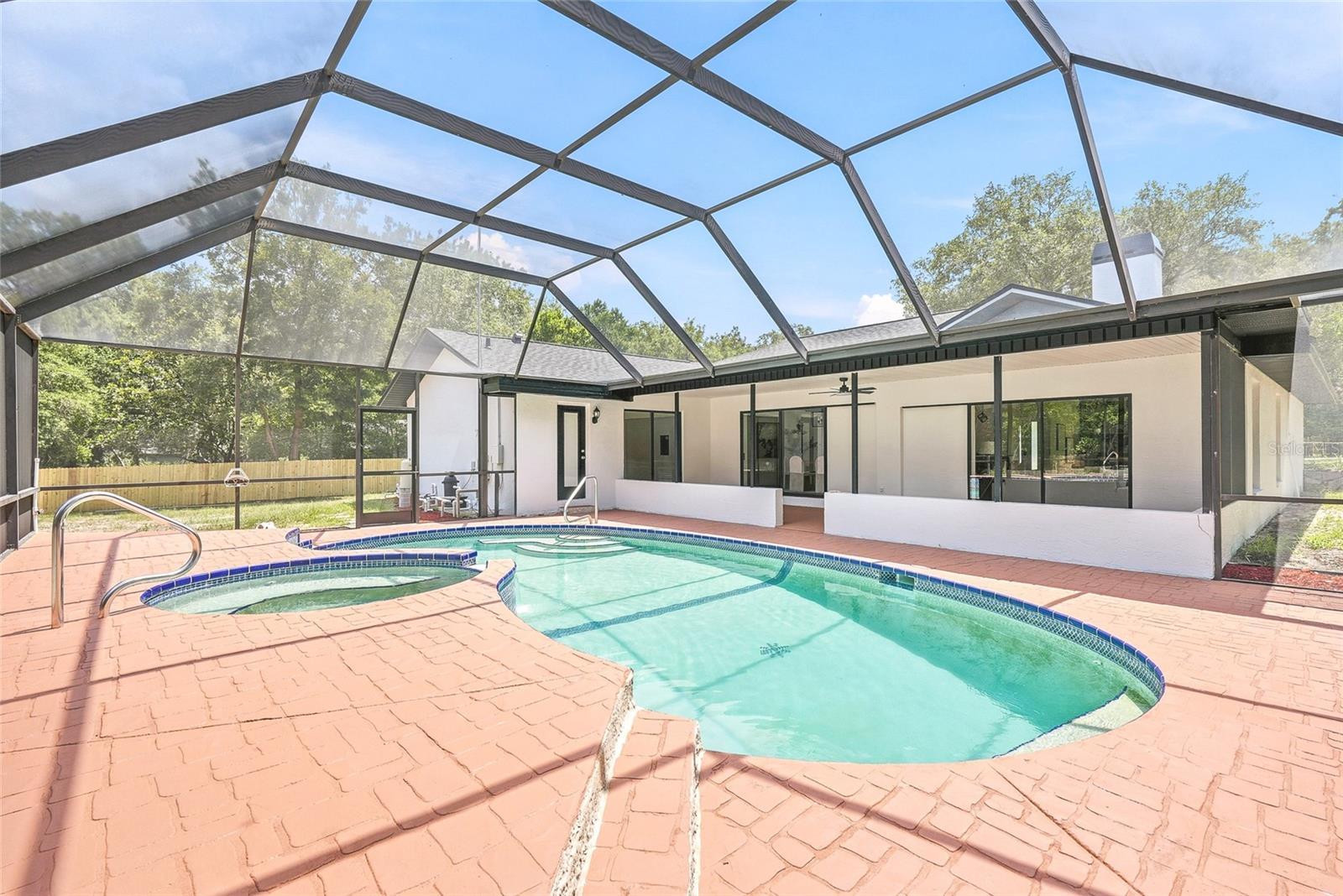 SUNCOAST HIGHLANDS - Residential