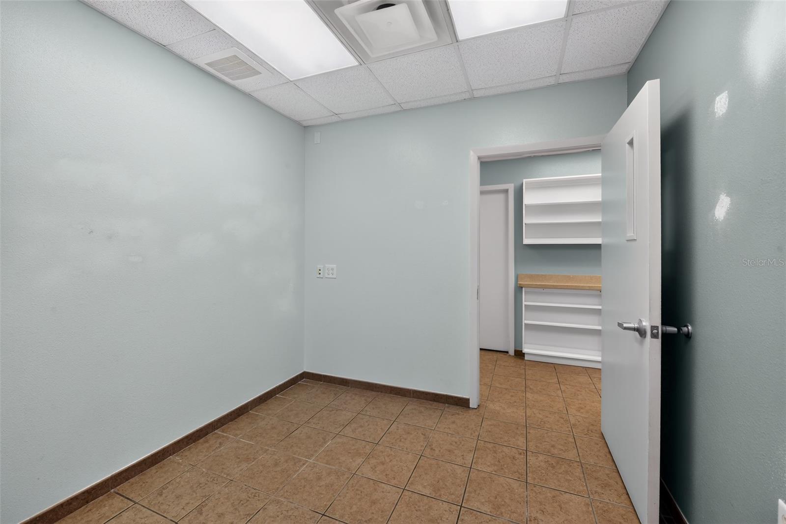 STEPHENSON OFFICE COMPLEX III - Commercial Lease