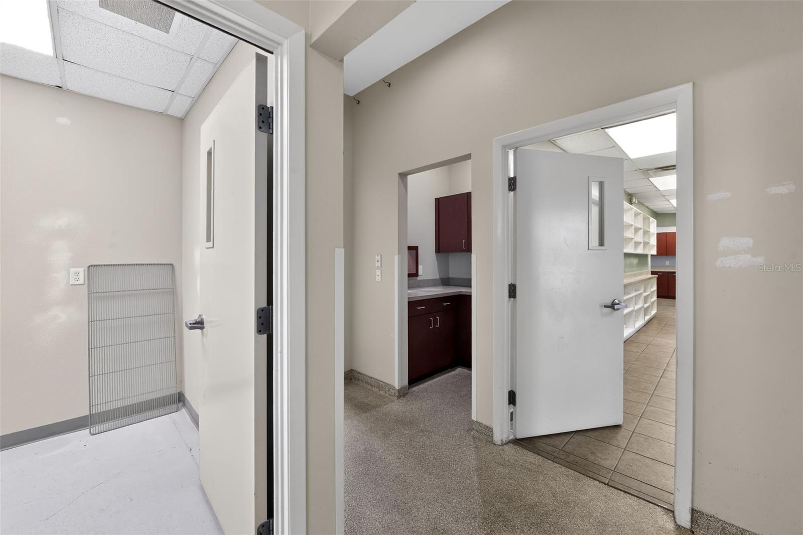 STEPHENSON OFFICE COMPLEX III - Commercial Lease