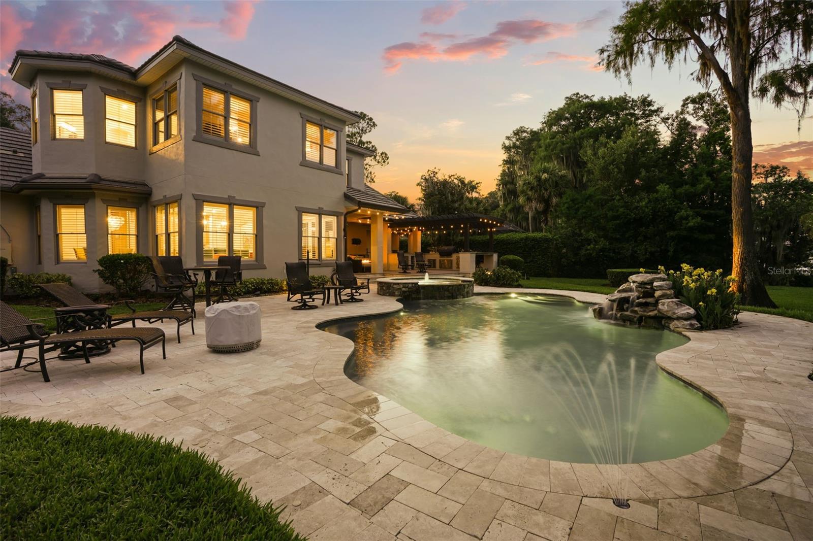 CRANES POINT - Residential