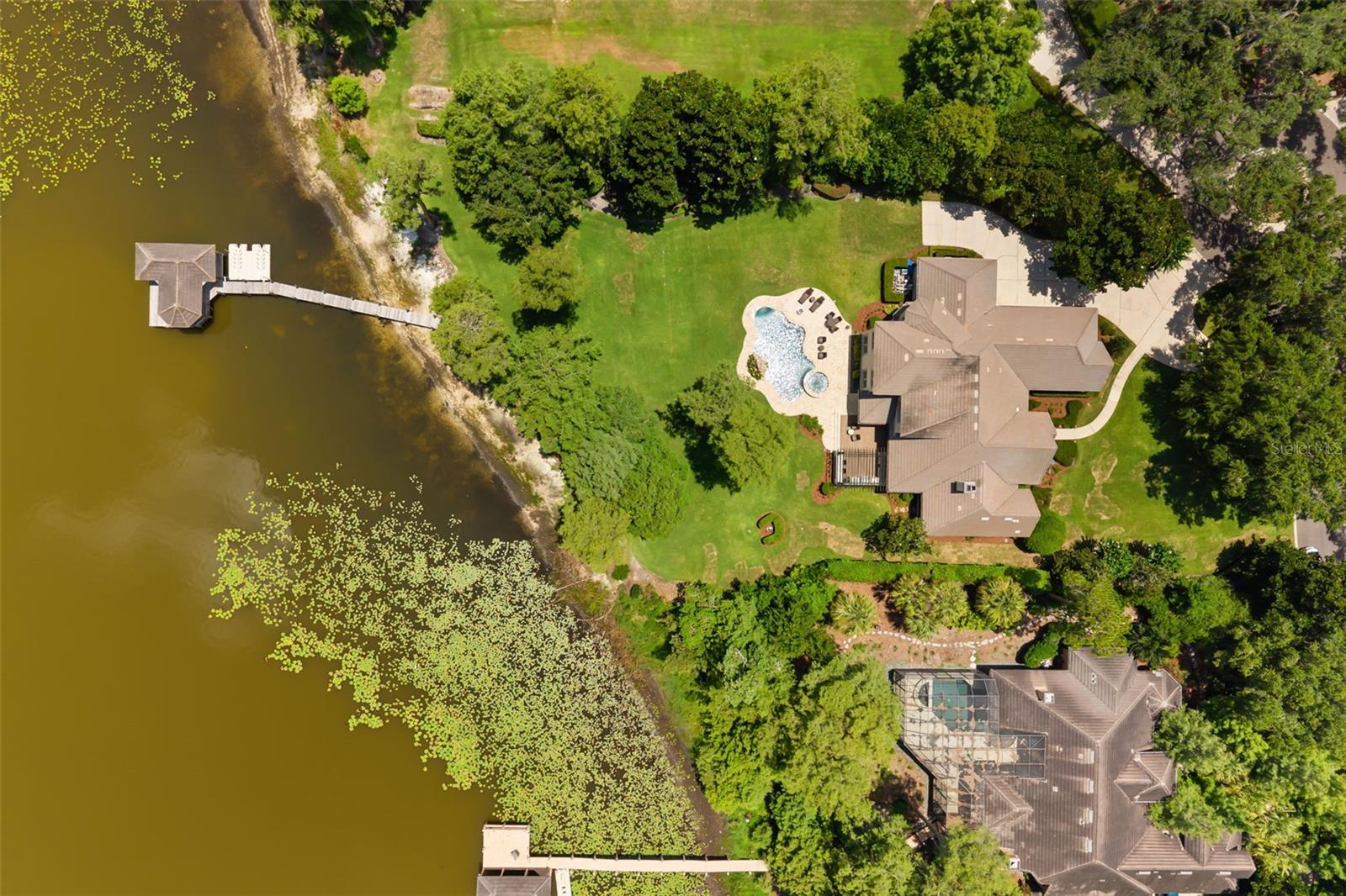 CRANES POINT - Residential