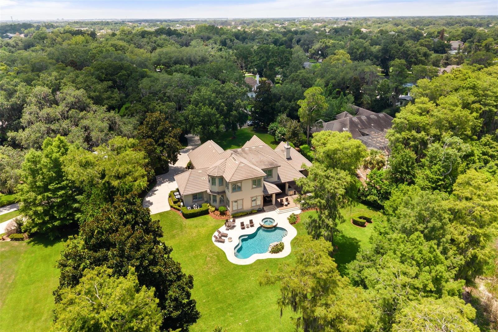 CRANES POINT - Residential