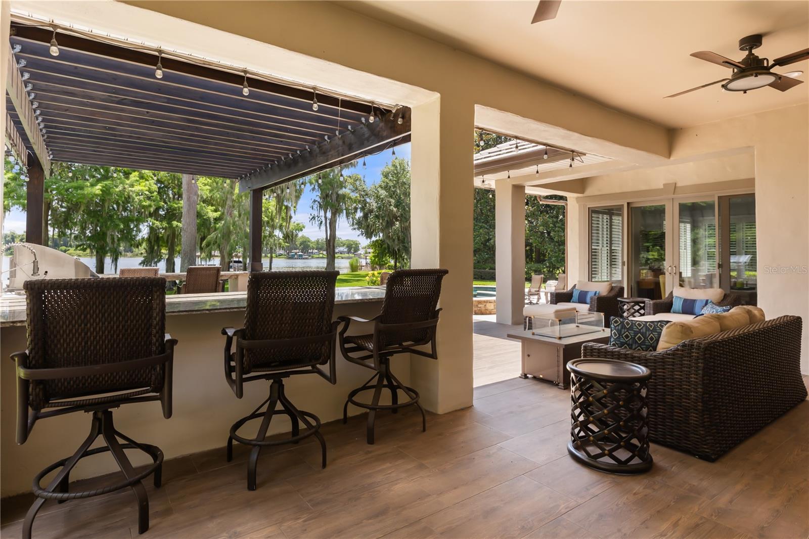 CRANES POINT - Residential