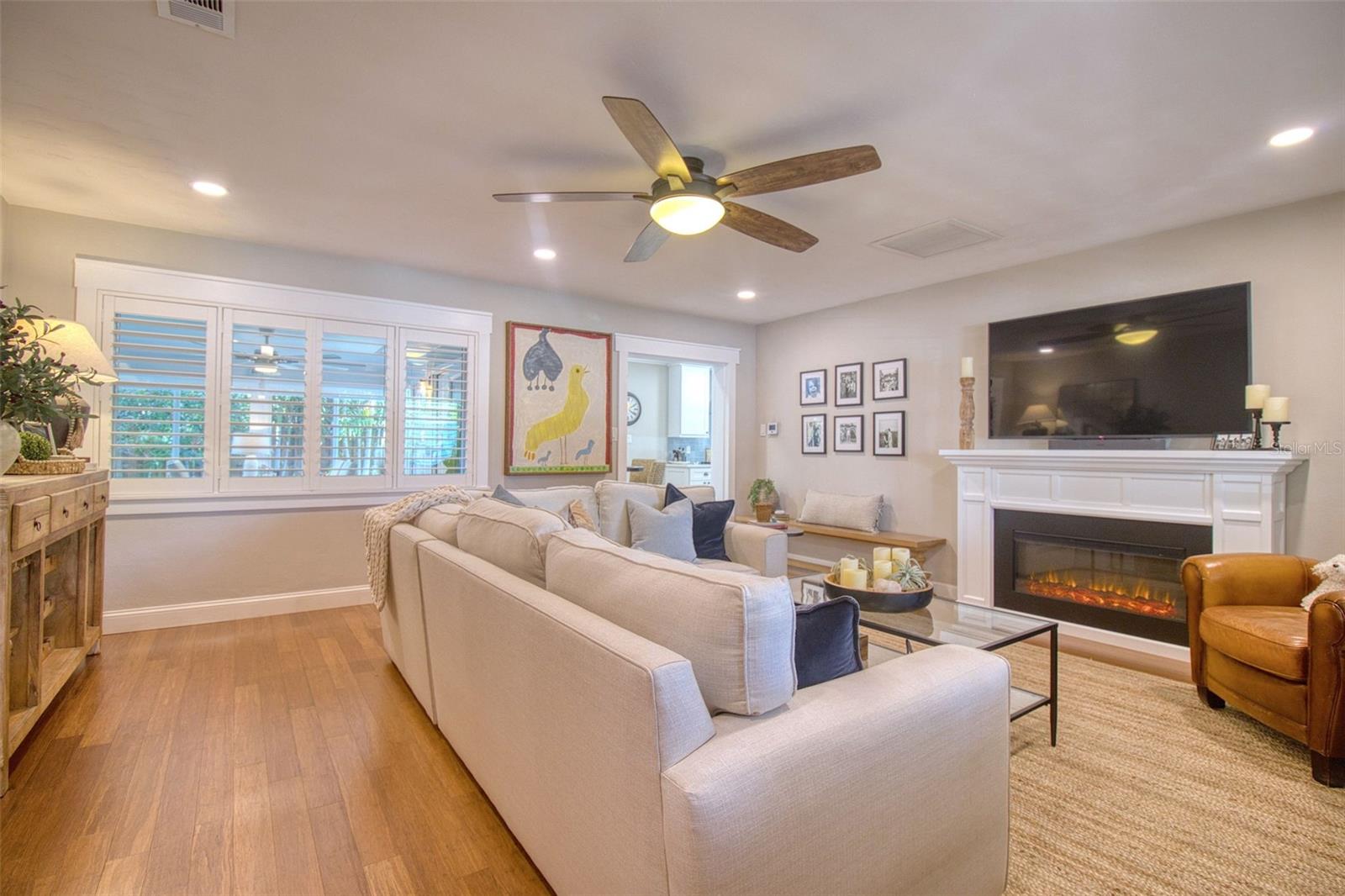 EDGEWATER TERRACE - Residential