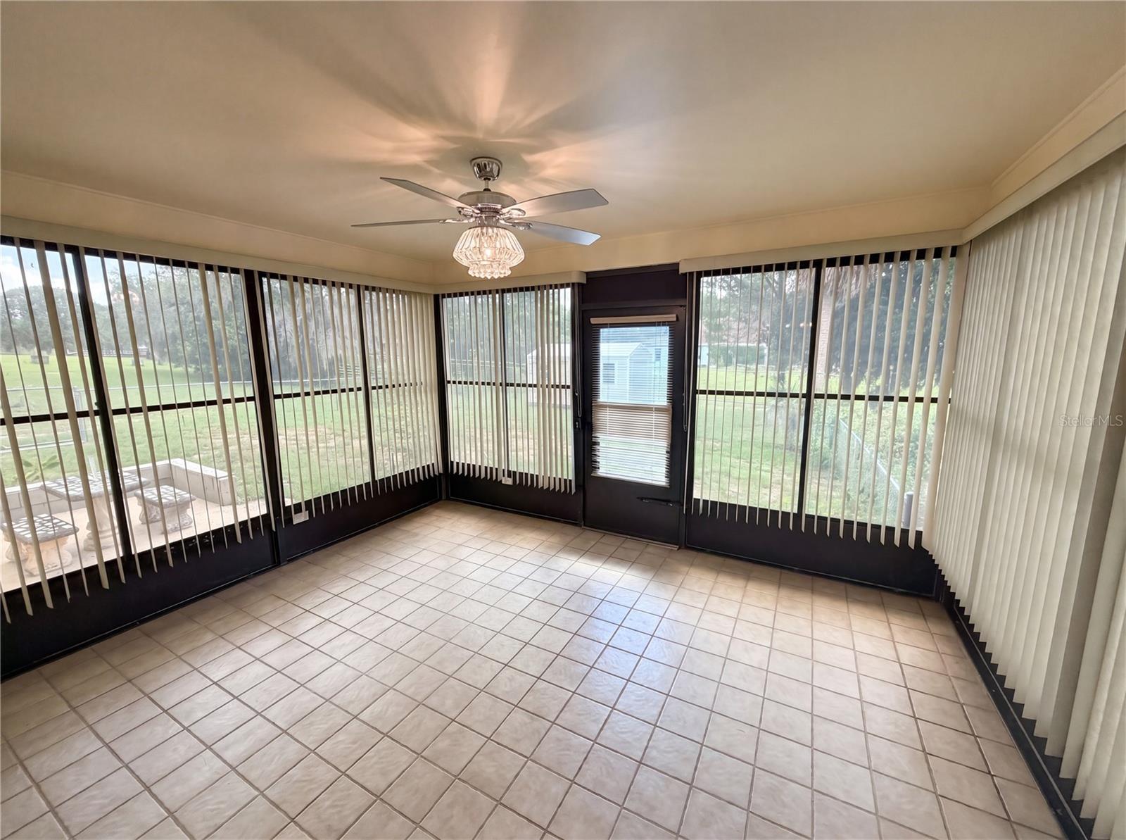 HILLS COUNTRYSIDE ESTATES - Residential