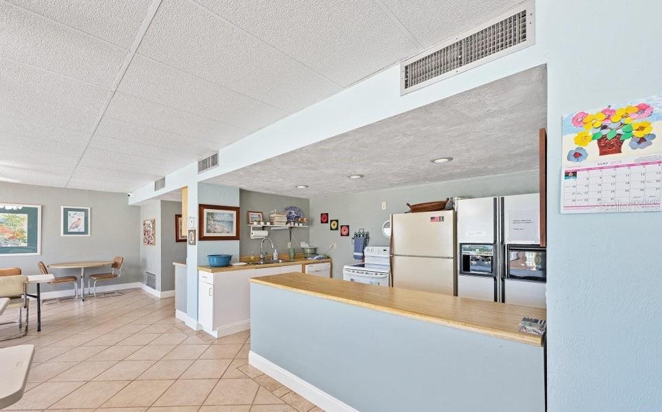 OCEAN VIEW MANOR CONDO - Residential
