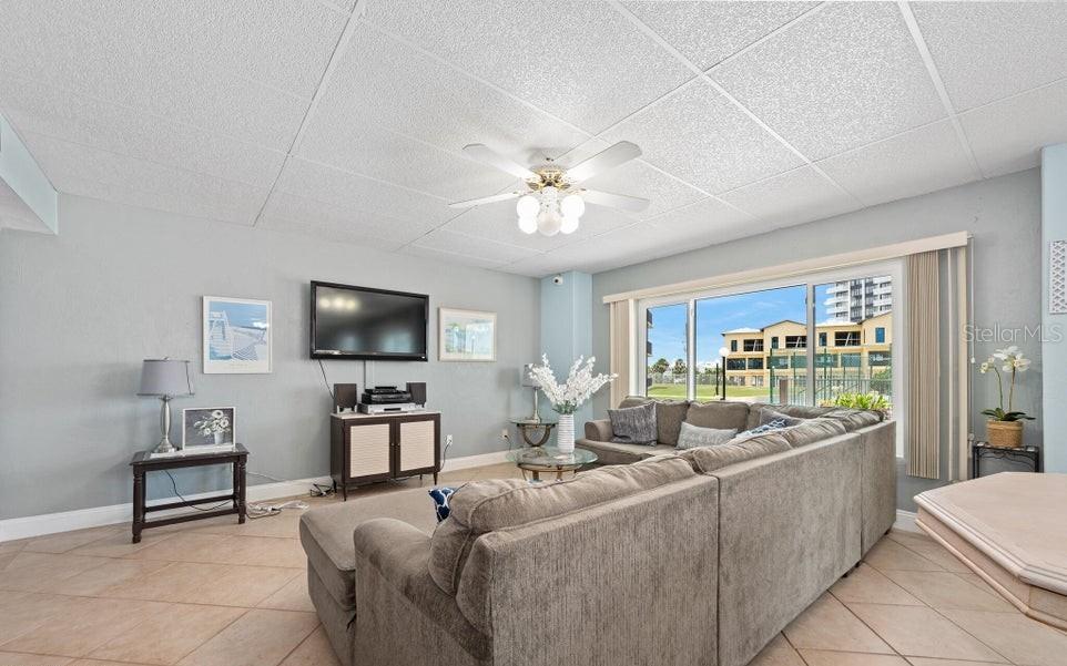 OCEAN VIEW MANOR CONDO - Residential