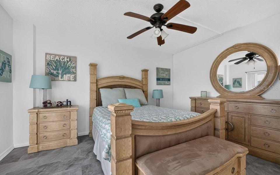 OCEAN VIEW MANOR CONDO - Residential