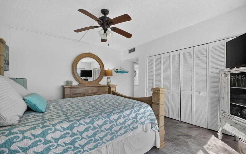 OCEAN VIEW MANOR CONDO - Residential