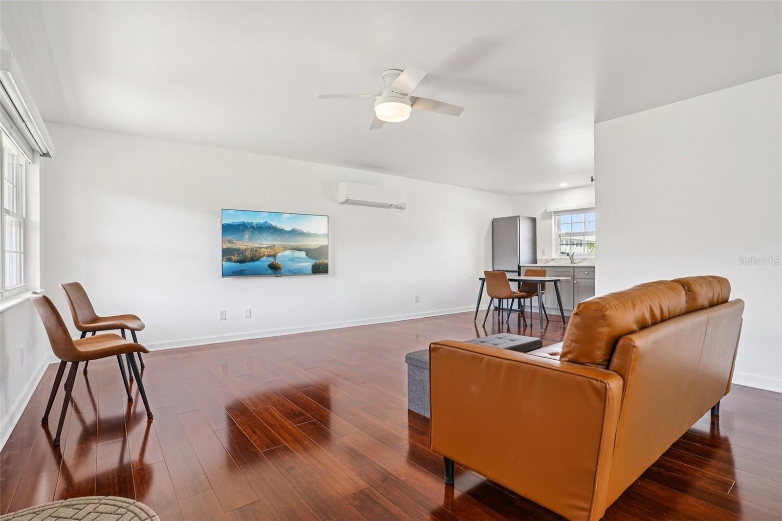 TAVARES LAKEVIEW CONDO - Residential