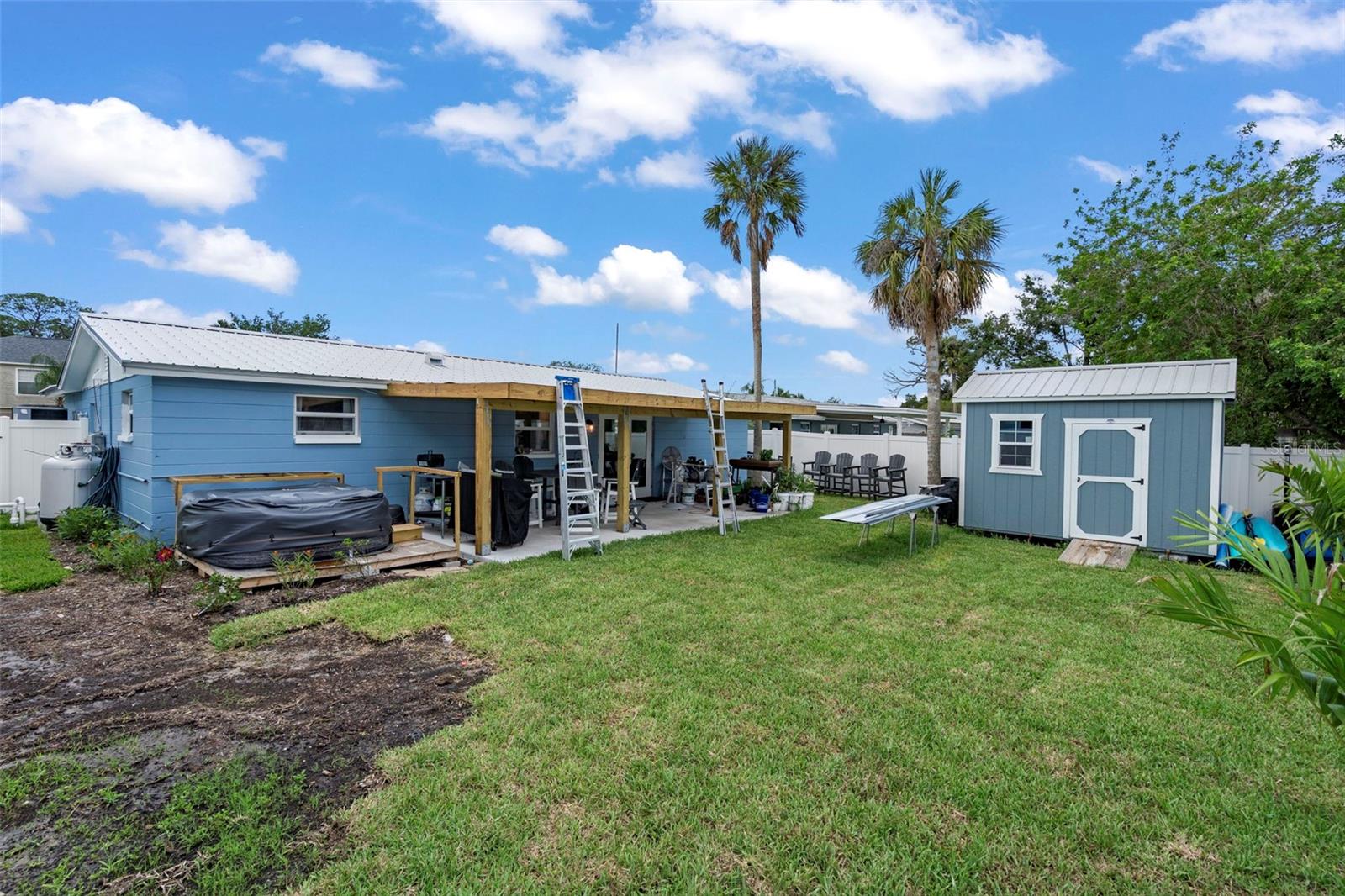 BAY PARK ESTATES - Residential