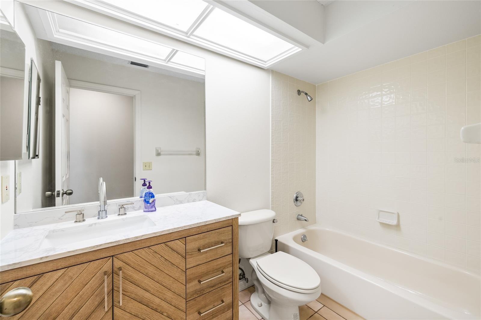 MASON OAKS - Residential