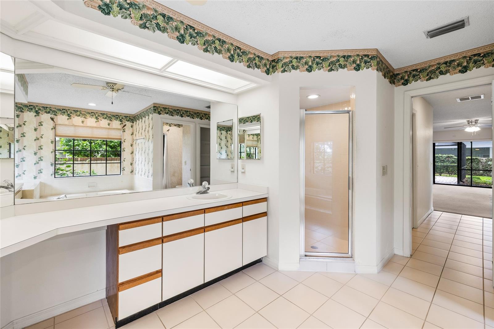 MASON OAKS - Residential