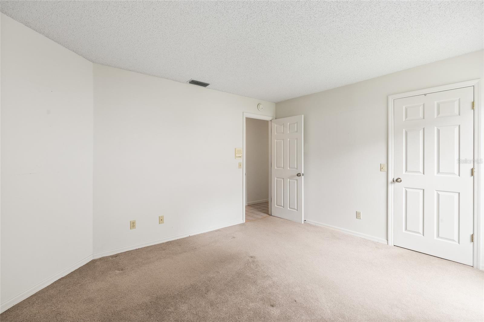 MASON OAKS - Residential