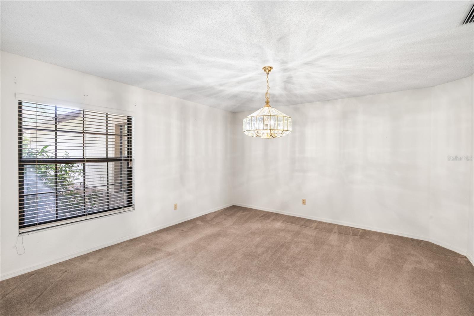 MASON OAKS - Residential
