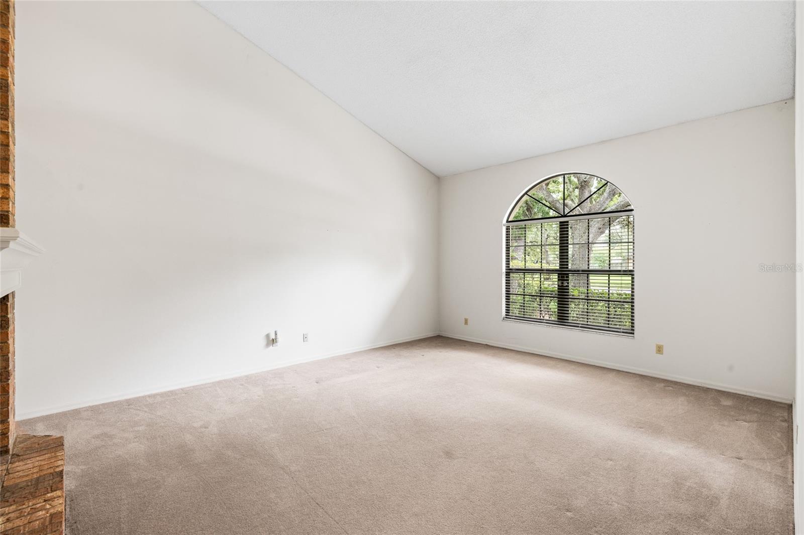 MASON OAKS - Residential