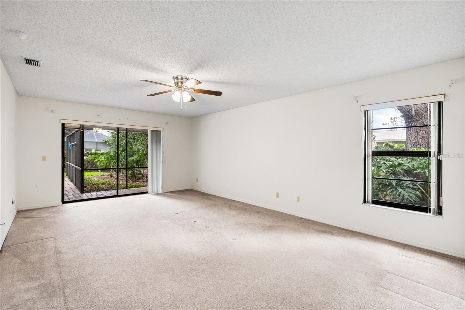 MASON OAKS - Residential