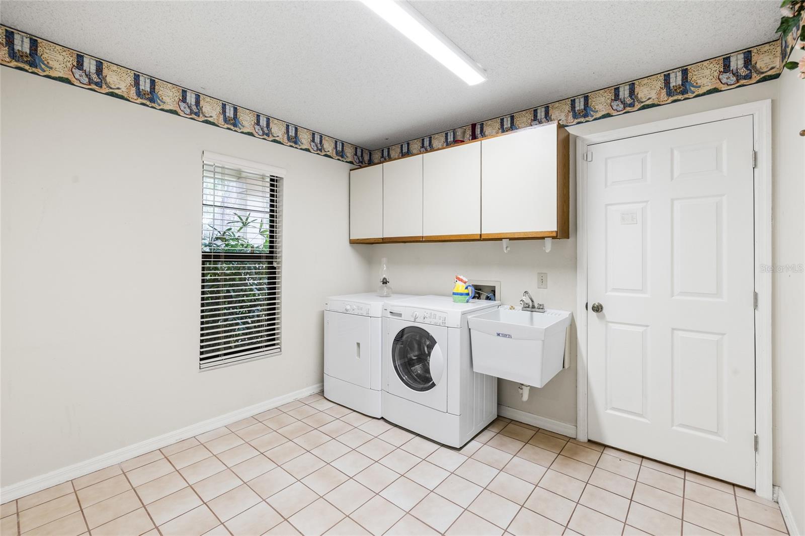 MASON OAKS - Residential
