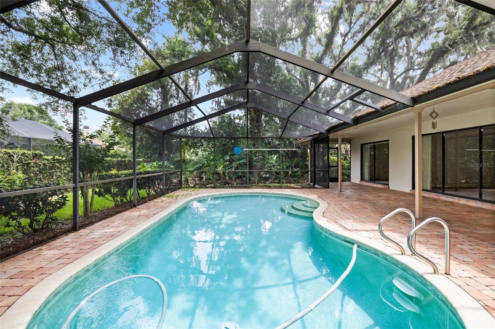MASON OAKS - Residential