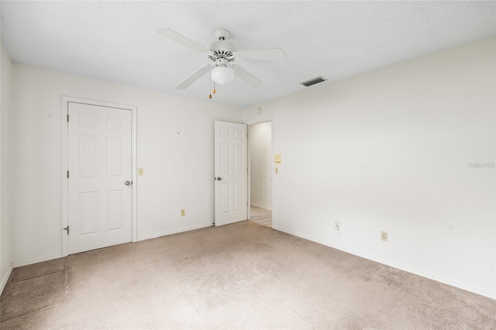 MASON OAKS - Residential