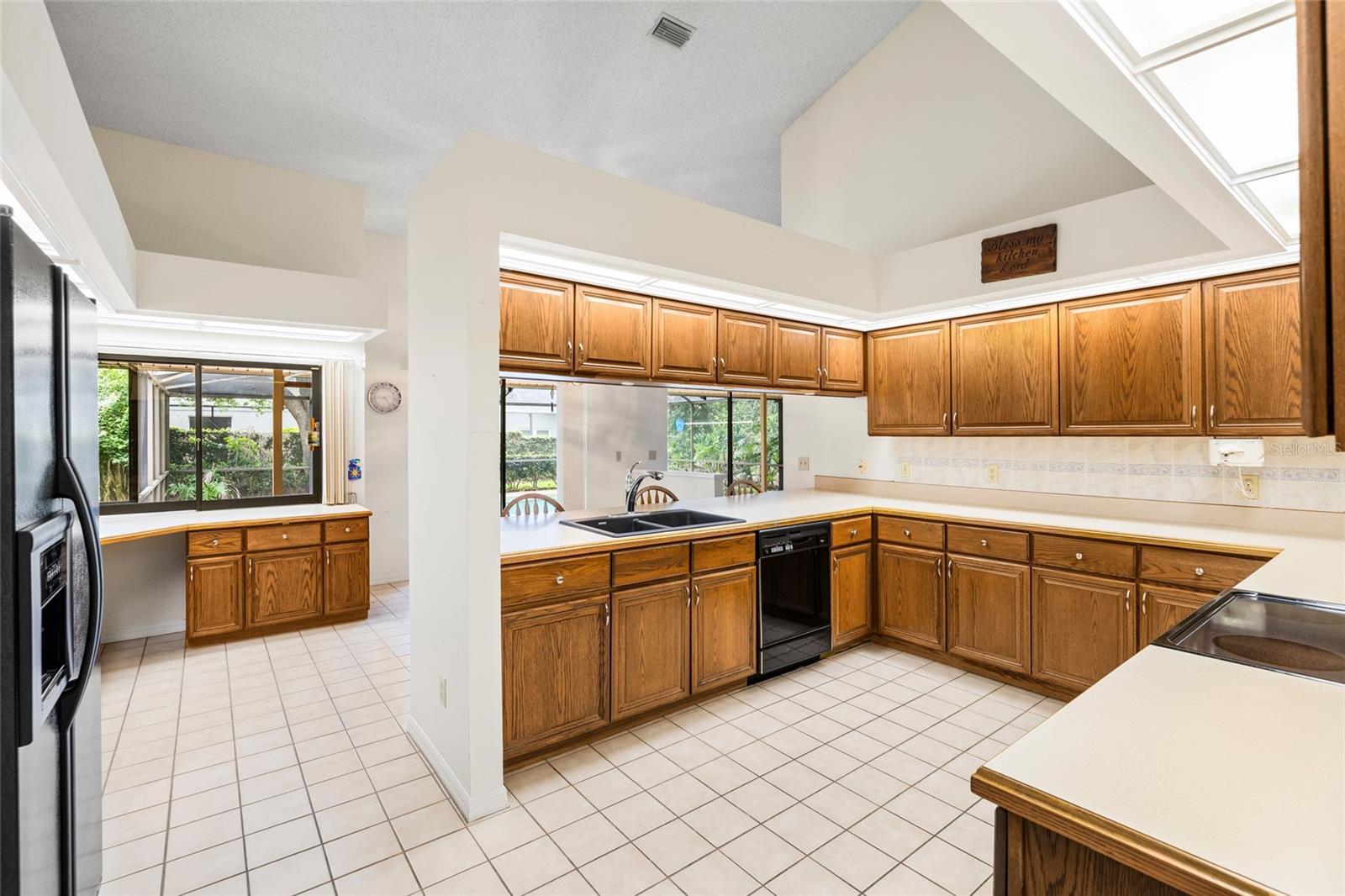 MASON OAKS - Residential