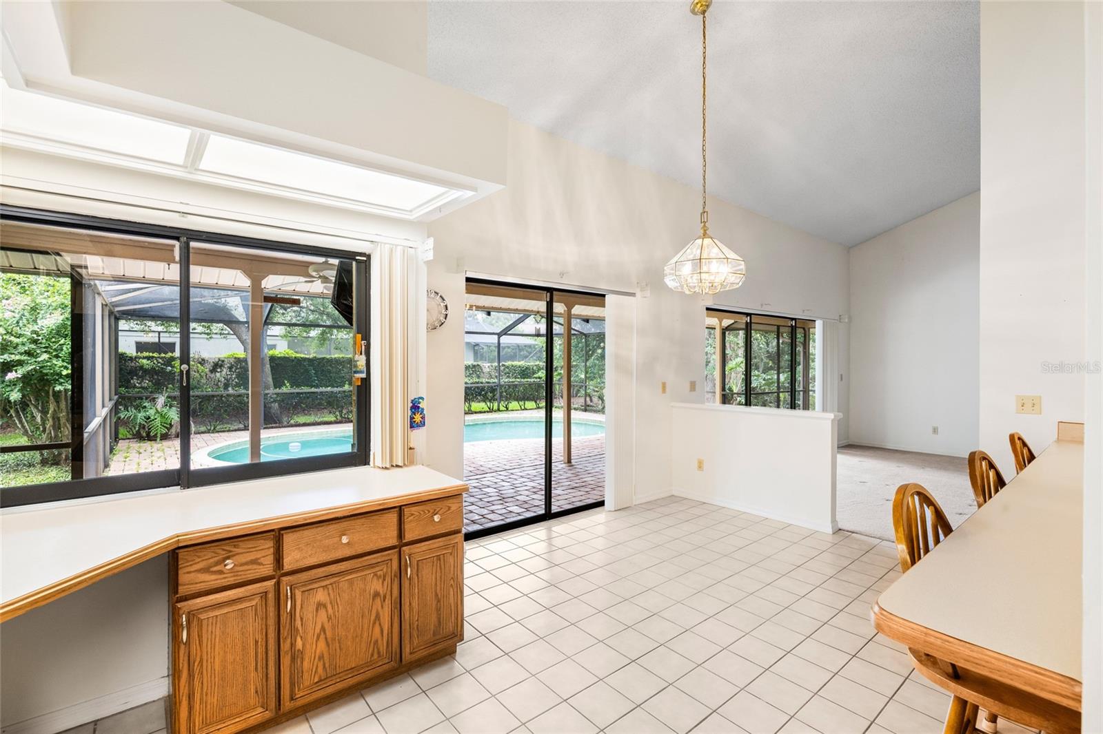 MASON OAKS - Residential